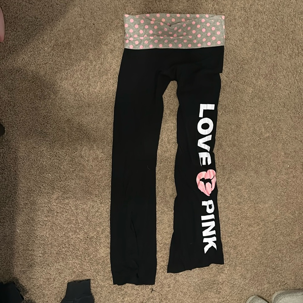 Pink low waisted flare leggings